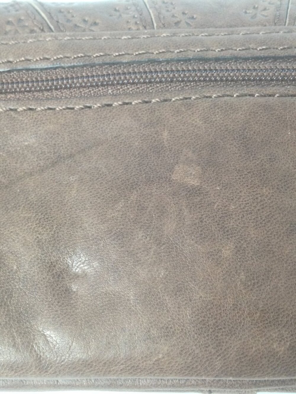 Fossil Genuine Leather Brown Wallet Zippers Pockets - Picture 3 of 5